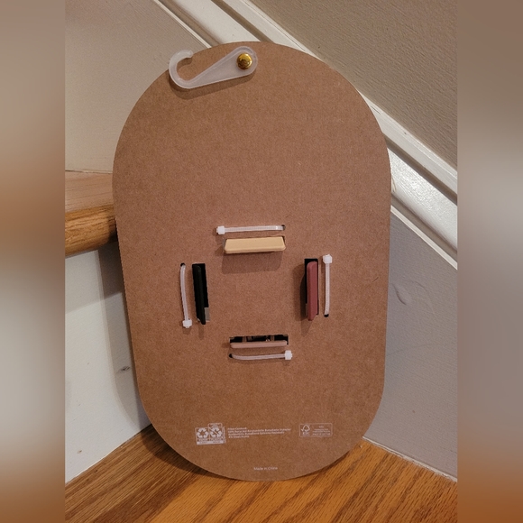 NEW Sunday State Hair Clips made with Recycled Plastic - Picture 2 of 3